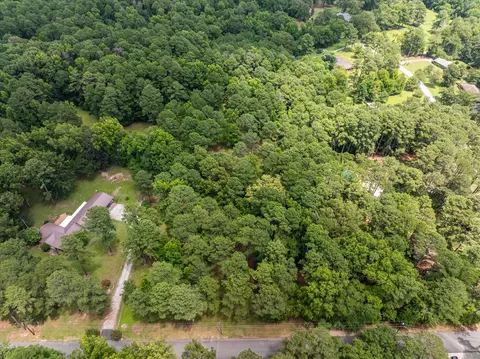 1 Harding Ct, Evans, GA 30809