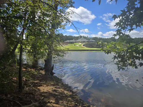 110 Old Course Ln, Mccormick, SC 29835