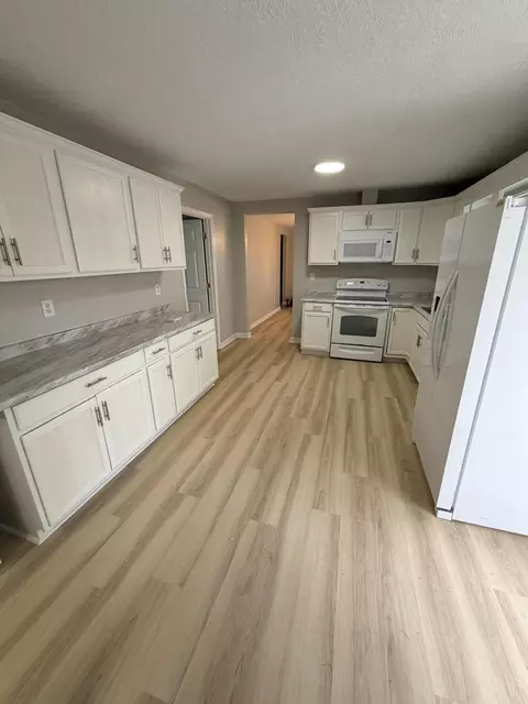 Kitchen - 1610 Carpenter St, Augusta, GA 30901 photo 1 of 1