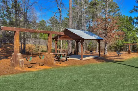 Exterior - 3441 Hilltop Trl, Evans, GA 30809 photo 8 of 10