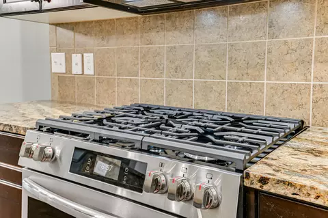 Kitchen - 525 Bunchgrass St, Evans, GA 30809 photo 3 of 7