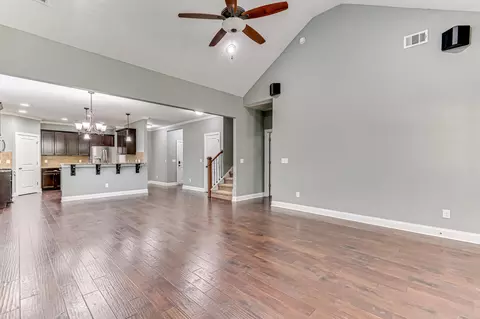 Living - 525 Bunchgrass St, Evans, GA 30809 photo 4 of 6