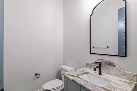 Bath - 724 Campana Dr, Evans, GA 30809 photo 1 of 8