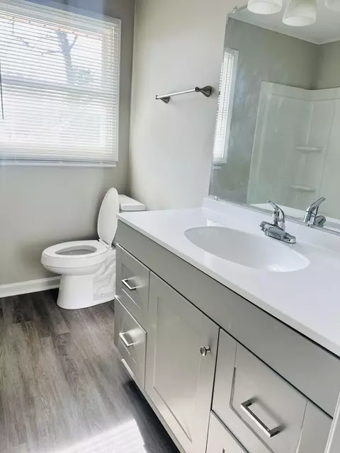Bath - 3340 Bardot Dr, Augusta, GA 30909 photo 1 of 2