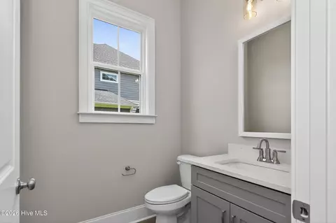 Bath - 618 River Oaks Ln, Evans, GA 30809 photo 1 of 6