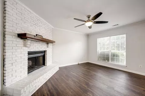 Living - 2111 Turtle Ct, Augusta, GA 30907 photo 4 of 4