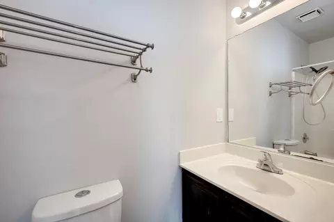 Bath - 2111 Turtle Ct, Augusta, GA 30907 photo 3 of 3