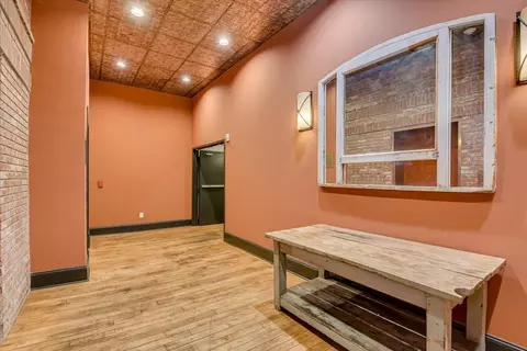 Entry Way - 936 Broad St #304, Augusta, GA 30901 photo 4 of 4
