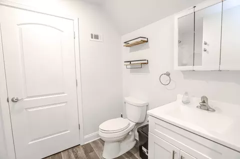 Bath - 170 Grandview Dr, Mccormick, SC 29835 photo 7 of 8