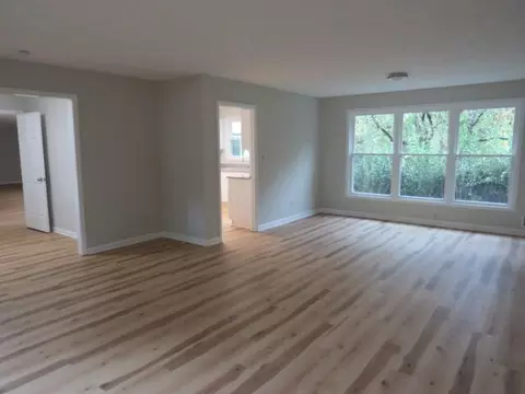 Living - 4629 Silver Lake Dr, Evans, GA 30809 photo 2 of 6