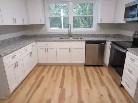 Kitchen - 4629 Silver Lake Dr, Evans, GA 30809 photo 1 of 2