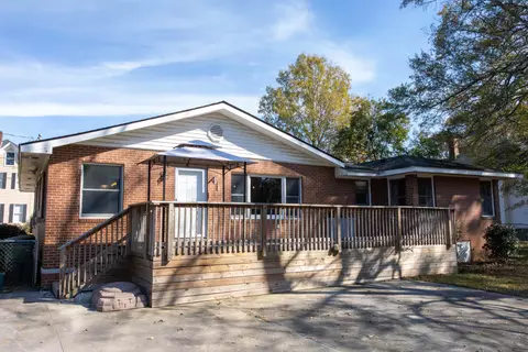 Exterior - 125 Lee St, Thomson, GA 30824 photo 5 of 13