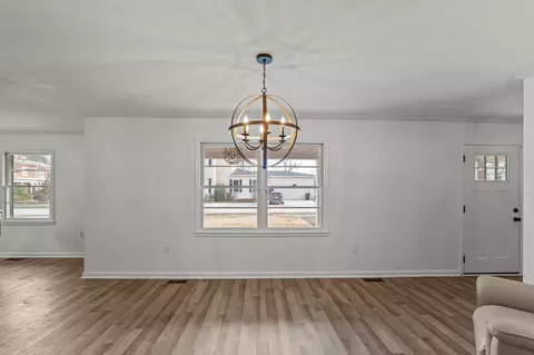 Living - 125 Lee St, Thomson, GA 30824 photo 1 of 4