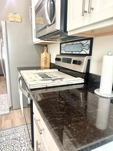Kitchen - 169 E Sheppard St, Stapleton, GA 30823 photo 6 of 9