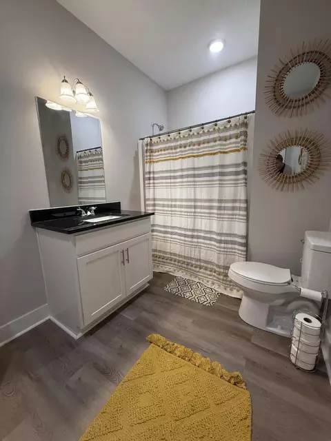 Bath - 169 E Sheppard St, Stapleton, GA 30823 photo 6 of 6