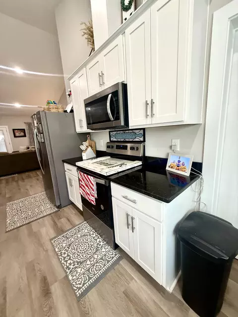 Kitchen - 169 E Sheppard St, Stapleton, GA 30823 photo 4 of 9