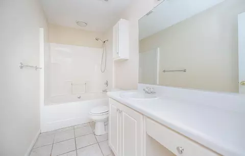 Bath - 2330 Lions Gate Dr, Augusta, GA 30909 photo 1 of 4