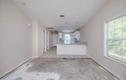 Living - 2330 Lions Gate Dr, Augusta, GA 30909 photo 6 of 6