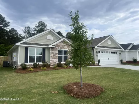8865 Snelling Dr, Aiken, SC 29803
