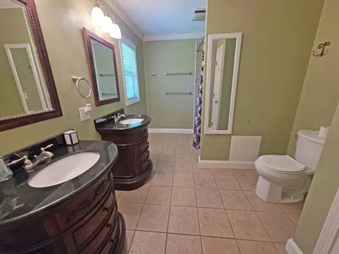 Bath - 613 Skyline Dr, Leesville, SC 29070 photo 2 of 4