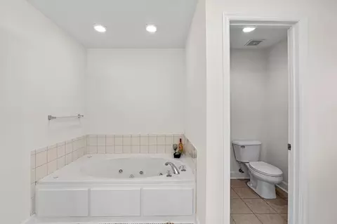 Bath - 5138 Fairington Dr, Evans, GA 30809 photo 2 of 7