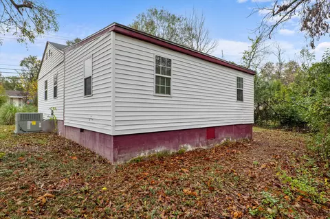 Exterior - 2411 Ruby Dr, Augusta, GA 30906 photo 8 of 9