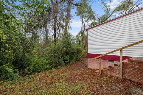 Exterior - 2411 Ruby Dr, Augusta, GA 30906 photo 7 of 9