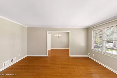 Living - 2908 Stratford Dr, Augusta, GA 30909 photo 1 of 2