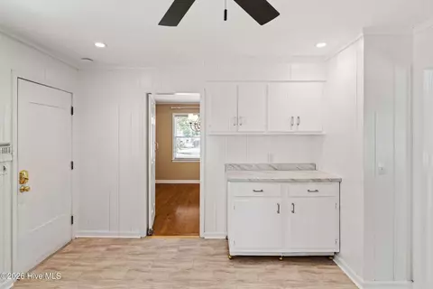 Entry Way - 2908 Stratford Dr, Augusta, GA 30909 photo 2 of 5