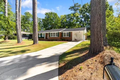 Exterior - 2908 Stratford Dr, Augusta, GA 30909 photo 1 of 10