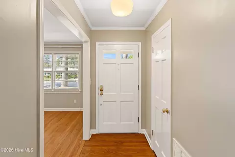 Entry Way - 2908 Stratford Dr, Augusta, GA 30909 photo 3 of 5