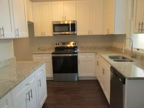 Kitchen - 6 Conifer Sq, Augusta, GA 30909 photo 2 of 3