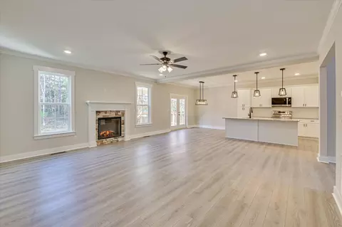 Living - 3950 Barrett St, Augusta, GA 30909 photo 4 of 5