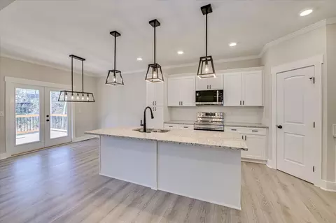 Kitchen - 3950 Barrett St, Augusta, GA 30909 photo 3 of 3