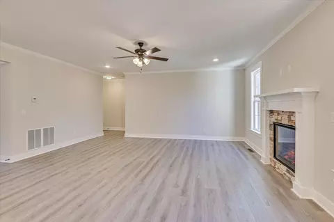 Living - 3950 Barrett St, Augusta, GA 30909 photo 2 of 5
