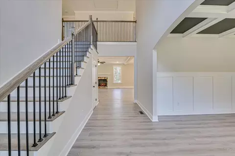Entry Way - 3950 Barrett St, Augusta, GA 30909 photo 2 of 4