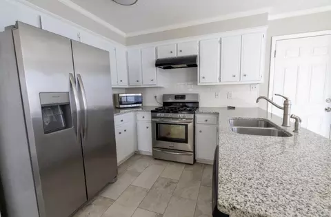 Kitchen - 322 Timberidge Dr, Augusta, GA 30907 photo 3 of 3