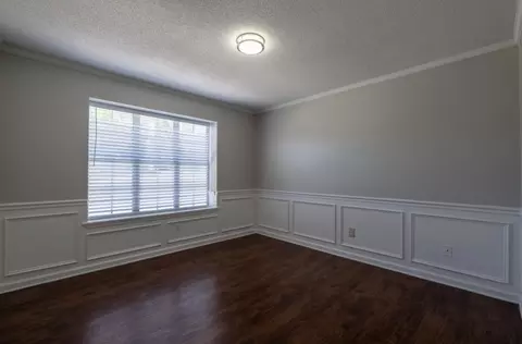 Living - 322 Timberidge Dr, Augusta, GA 30907 photo 6 of 9