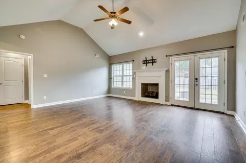 Living - 721 Wickham Dr, Evans, GA 30809 photo 1 of 4