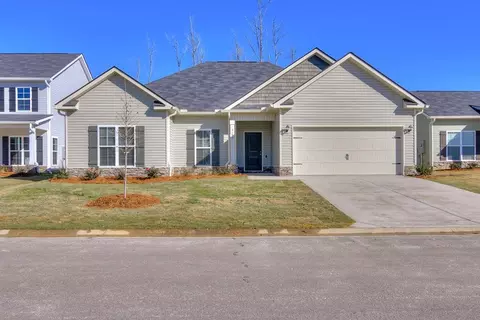 104 Constitution Circle Dr, Washington, GA 30673