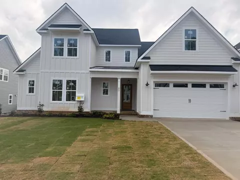657 River Oaks Ln, Evans, GA 30809