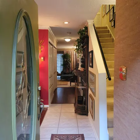 Entry Way - 3502 Prestwick Dr, Martinez, GA 30907 photo 2 of 12