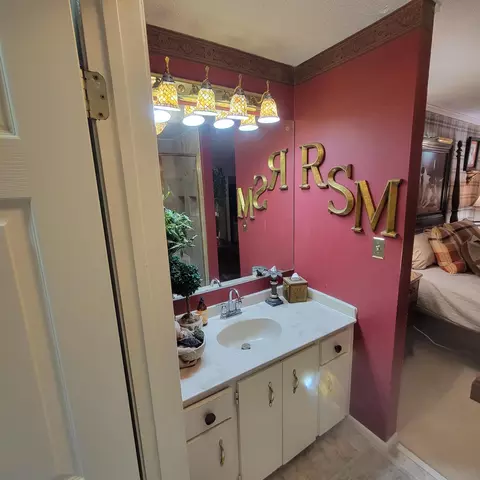 Bath - 3502 Prestwick Dr, Martinez, GA 30907 photo 9 of 16