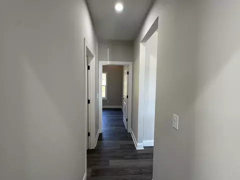 Entry Way - 2532 E Kensington Dr, Augusta, GA 30906 photo 2 of 2