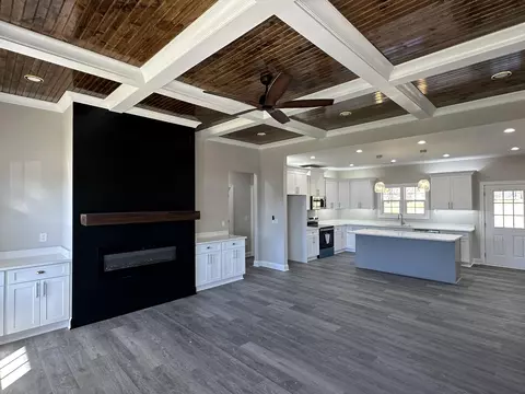 Living - 2532 E Kensington Dr, Augusta, GA 30906 photo 1 of 6