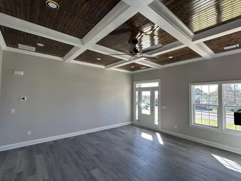 Living - 2532 E Kensington Dr, Augusta, GA 30906 photo 5 of 6