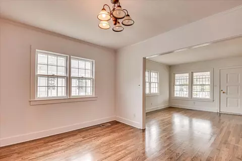 Living - 2440 Earl St, Augusta, GA 30904 photo 5 of 8