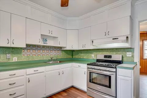 Kitchen - 2440 Earl St, Augusta, GA 30904 photo 2 of 4