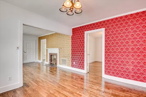 Living - 2440 Earl St, Augusta, GA 30904 photo 6 of 8