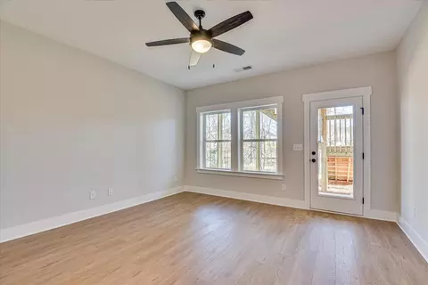 Living - 133 Tanager Ln, Evans, GA 30809 photo 5 of 8